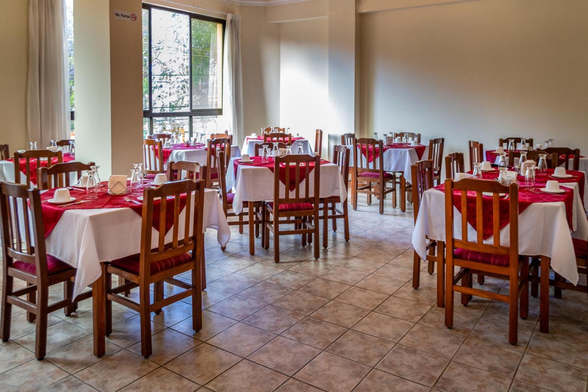 קוצ'במבה Hotel Oblitas מראה חיצוני תמונה