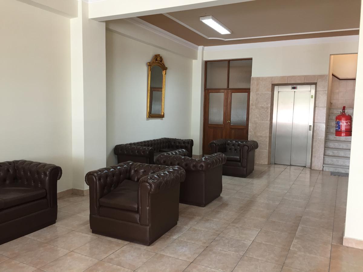 קוצ'במבה Hotel Oblitas מראה חיצוני תמונה