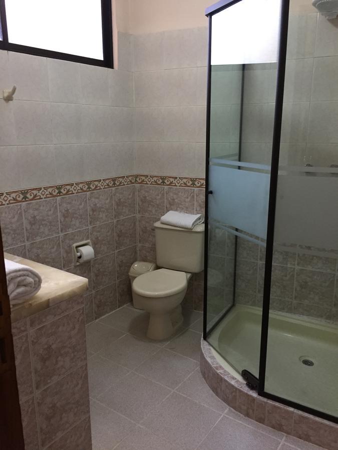 קוצ'במבה Hotel Oblitas מראה חיצוני תמונה