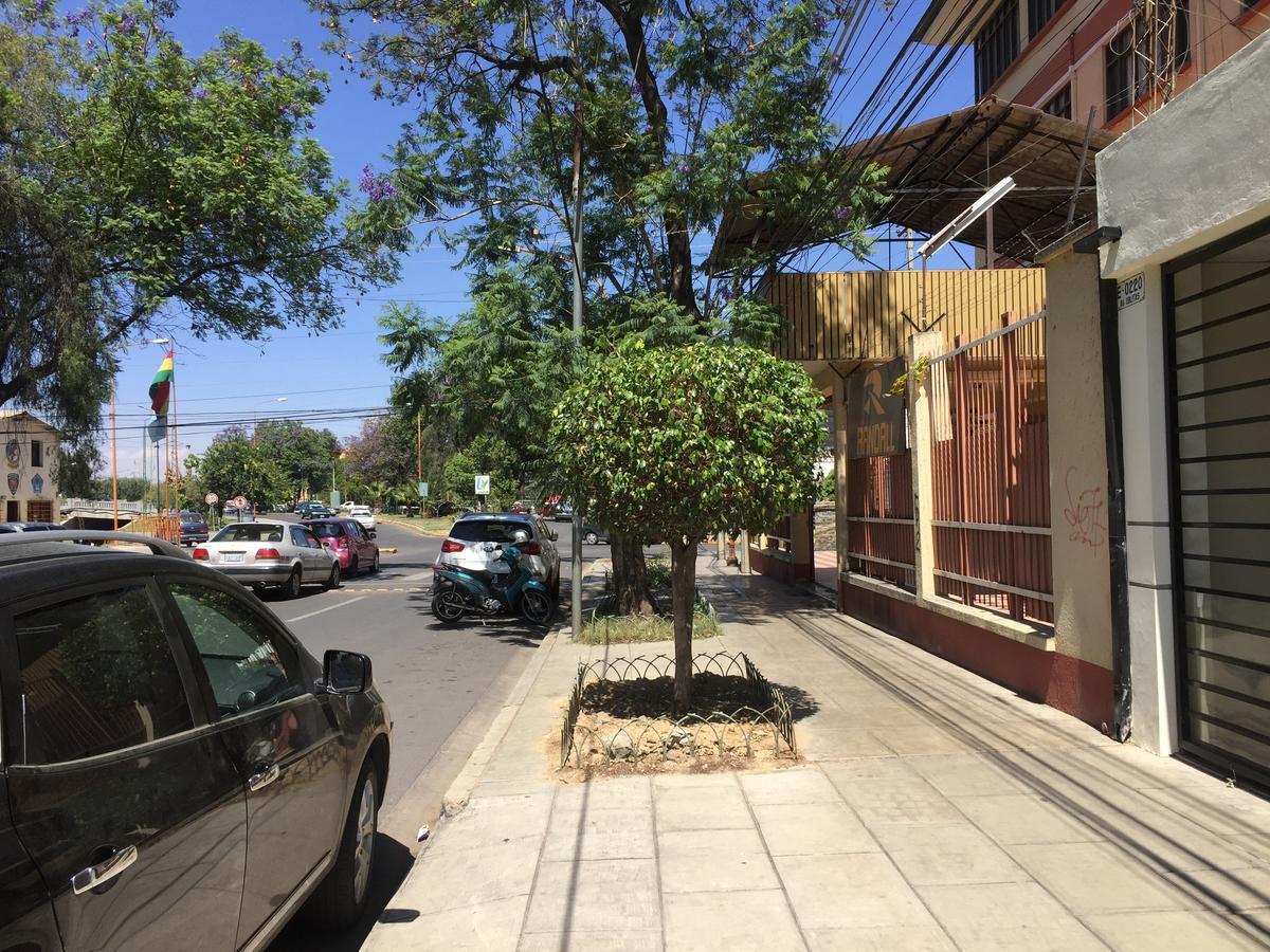 קוצ'במבה Hotel Oblitas מראה חיצוני תמונה