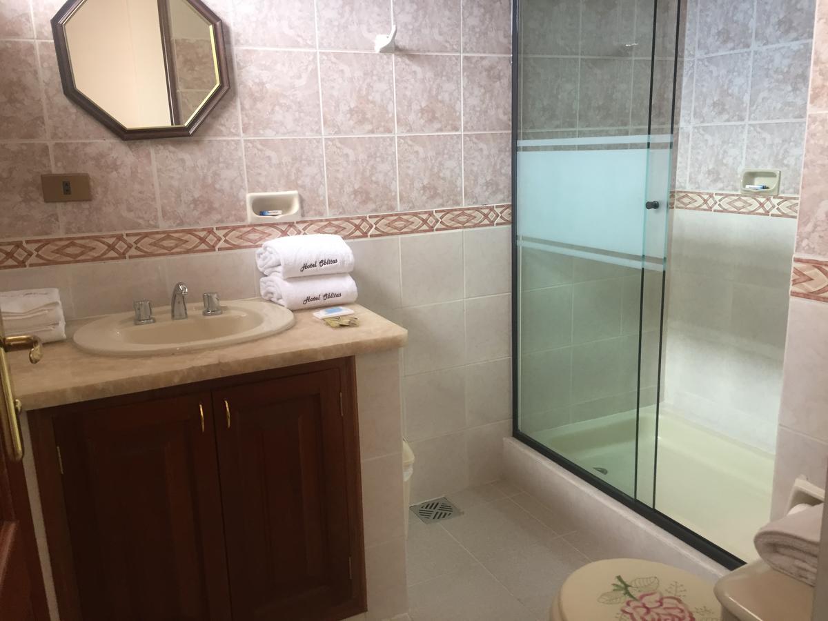 קוצ'במבה Hotel Oblitas מראה חיצוני תמונה